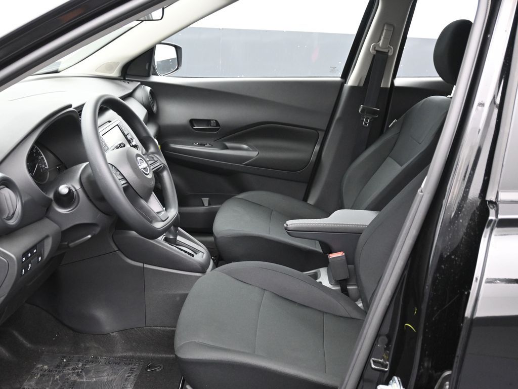 Vehicle image 28 of 31