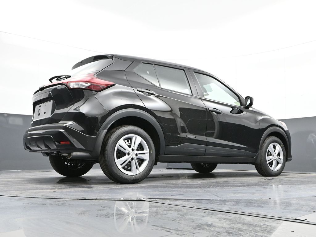 Vehicle image 14 of 31