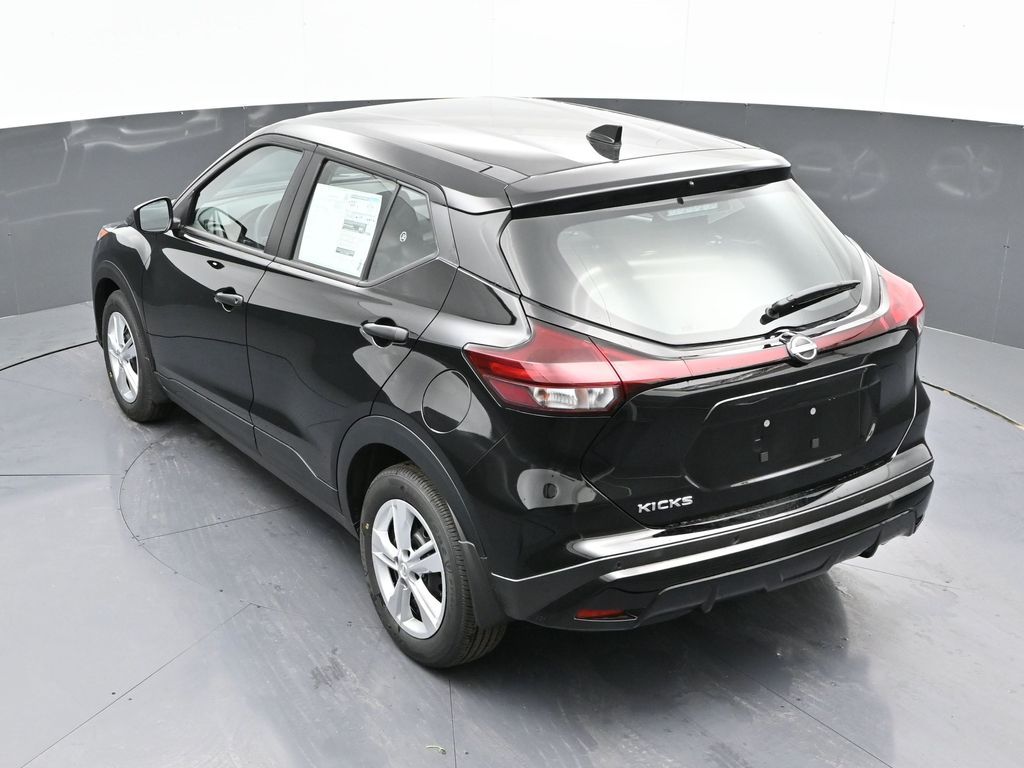 Vehicle image 23 of 31