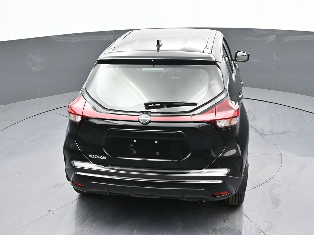 Vehicle image 19 of 31