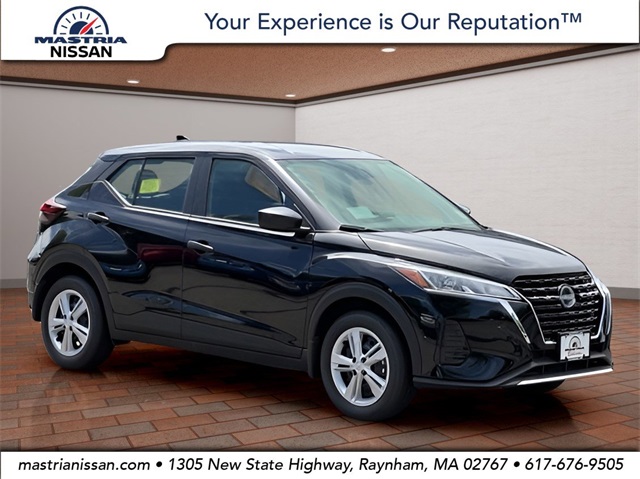 2025 Nissan Kicks Play S Image 2 of 24