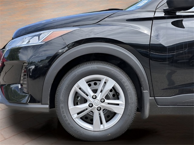 2025 Nissan Kicks Play S Image 5 of 24