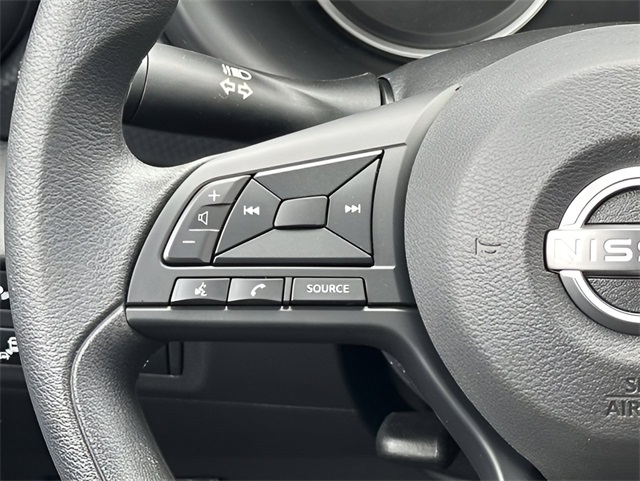 2025 Nissan Kicks Play S Image 12 of 24