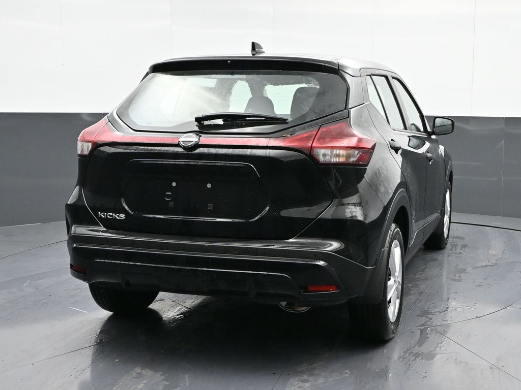 Vehicle image 14 of 31