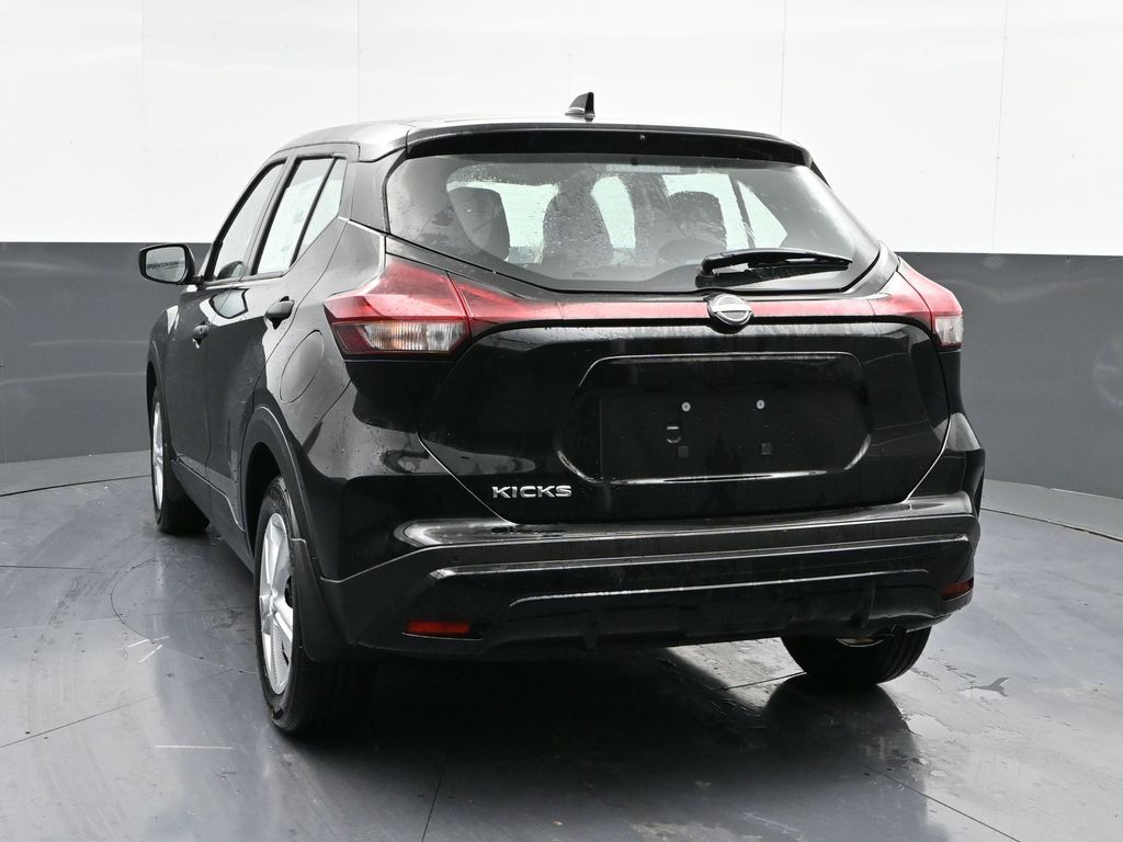 Vehicle image 23 of 31