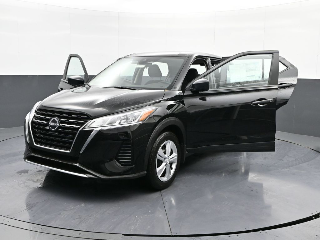 Vehicle image 2 of 31