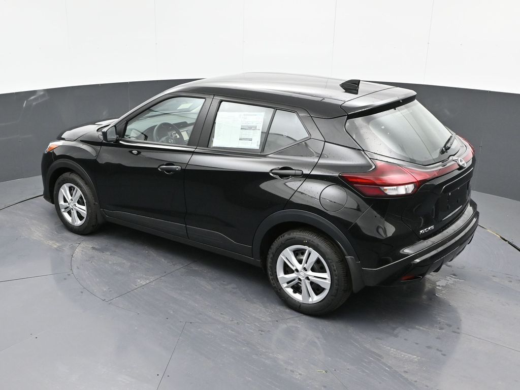 Vehicle image 16 of 27
