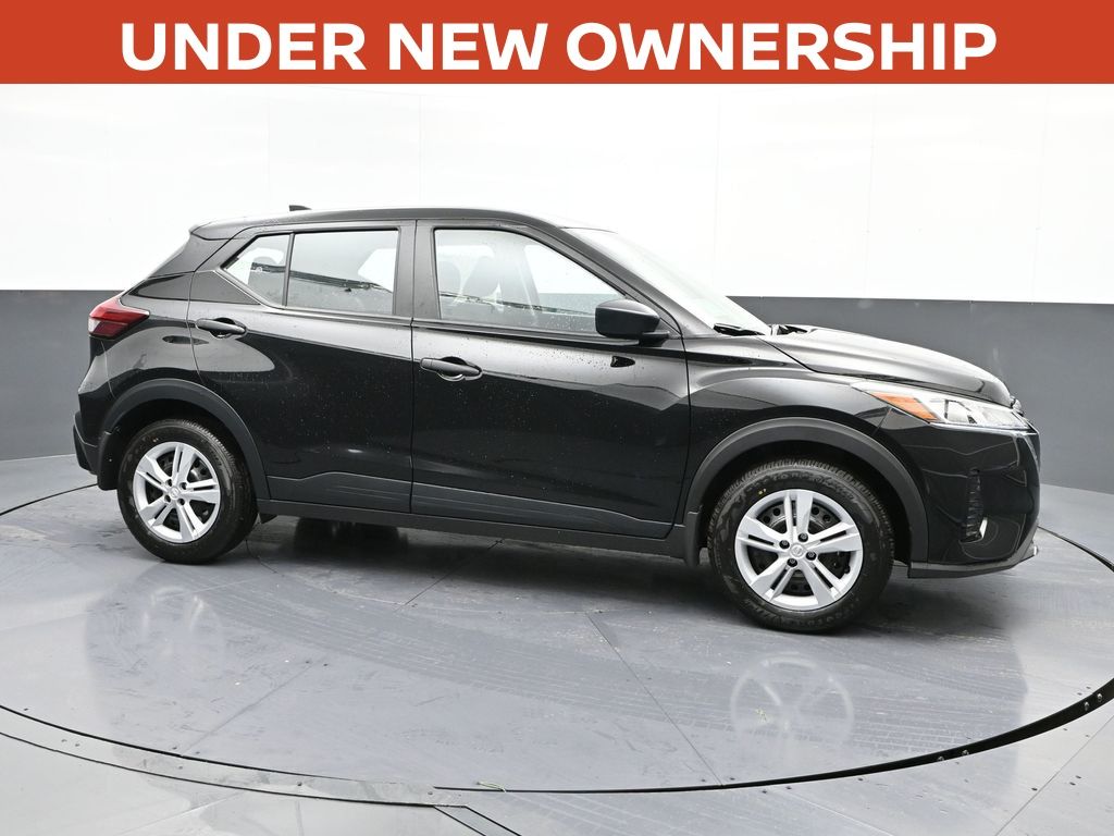 Vehicle image 5 of 27