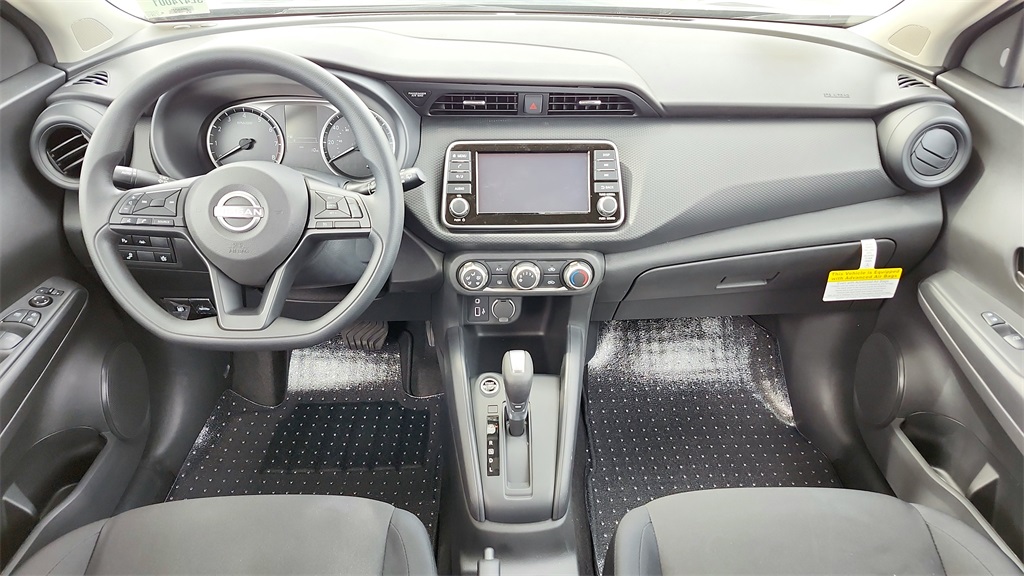 Vehicle image 12 of 28