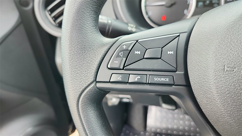 Vehicle image 22 of 28