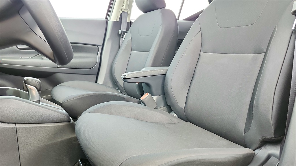 Vehicle image 9 of 28