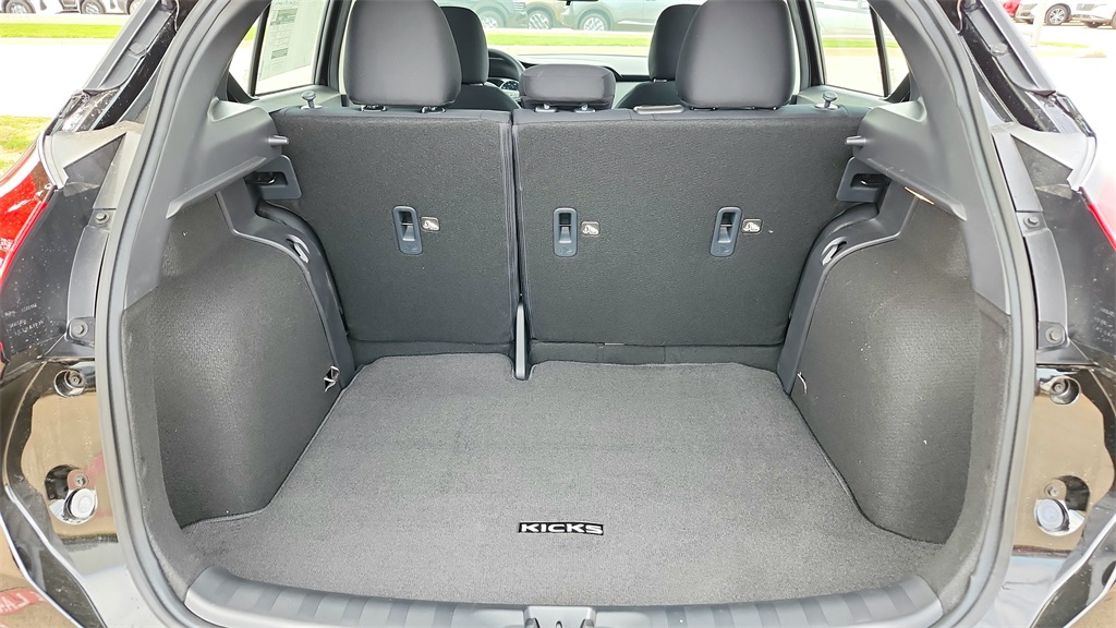 Vehicle image 28 of 28