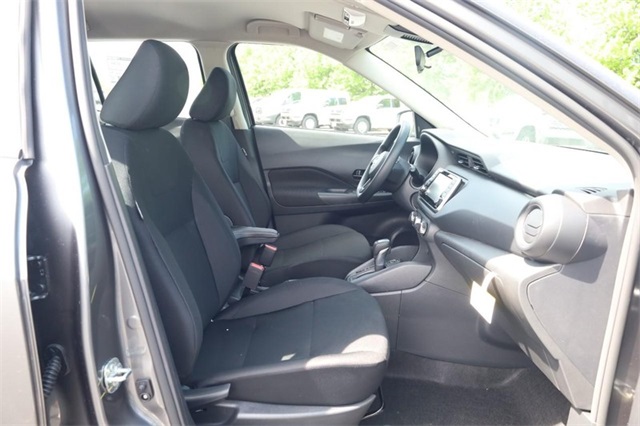 Vehicle image 24 of 25