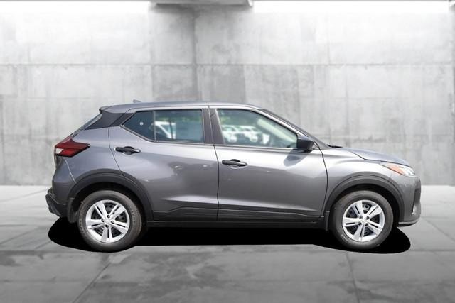 Vehicle image 4 of 25