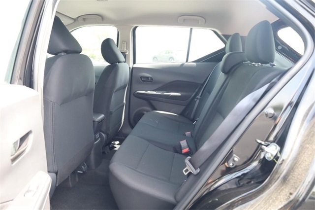 Vehicle image 20 of 25