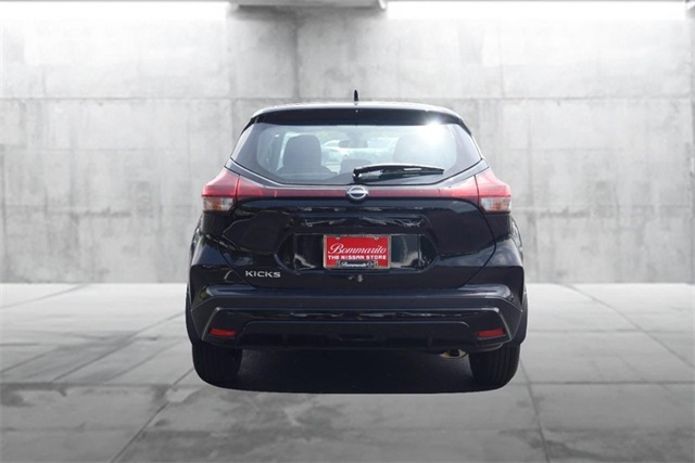 Vehicle image 3 of 25