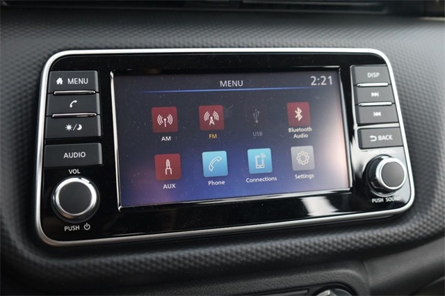 Vehicle image 12 of 25