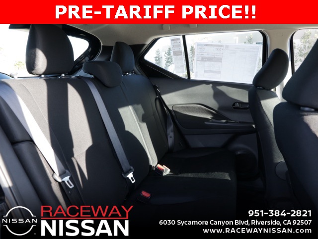 Vehicle image 19 of 29
