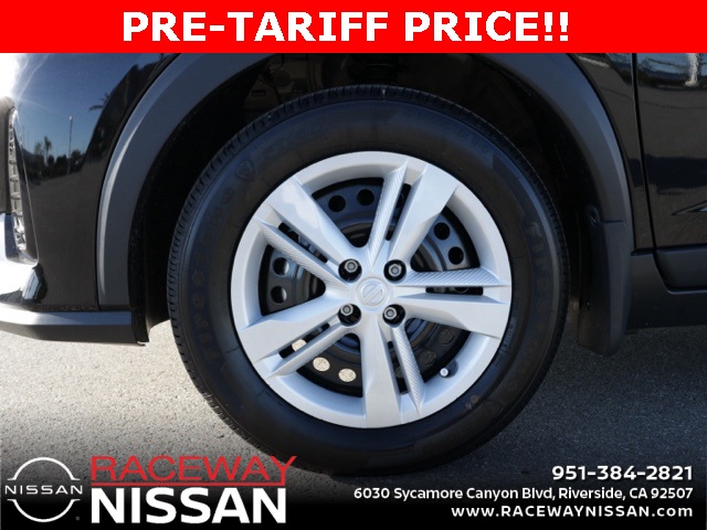 Vehicle image 11 of 29