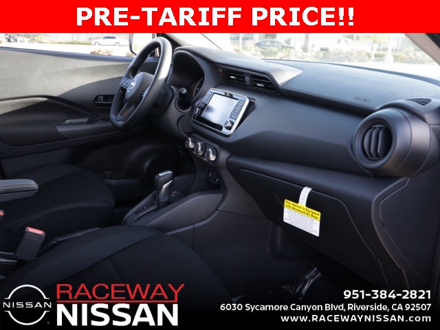 Vehicle image 18 of 29