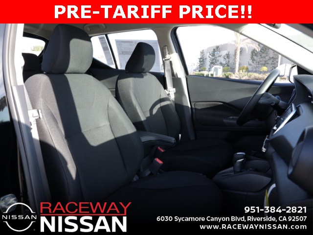 Vehicle image 17 of 29