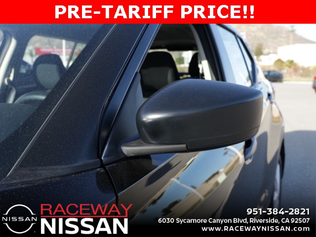 Vehicle image 12 of 29