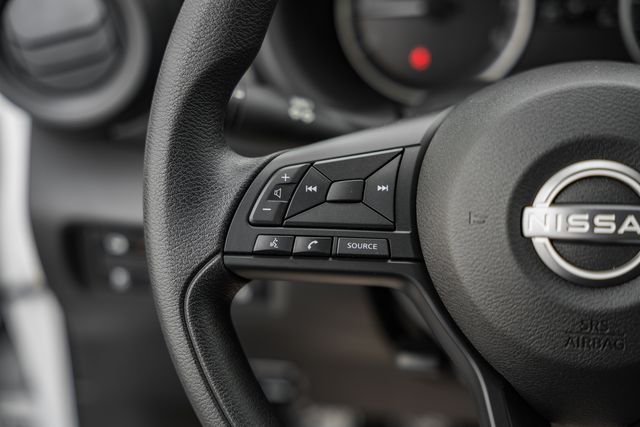 2025 Nissan Kicks Play S Image 30 of 37