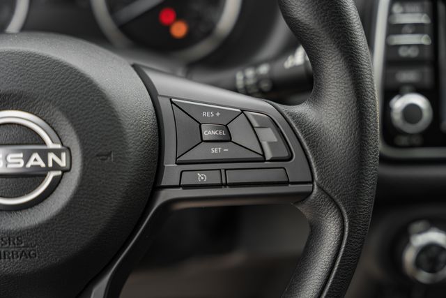 2025 Nissan Kicks Play S Image 35 of 37