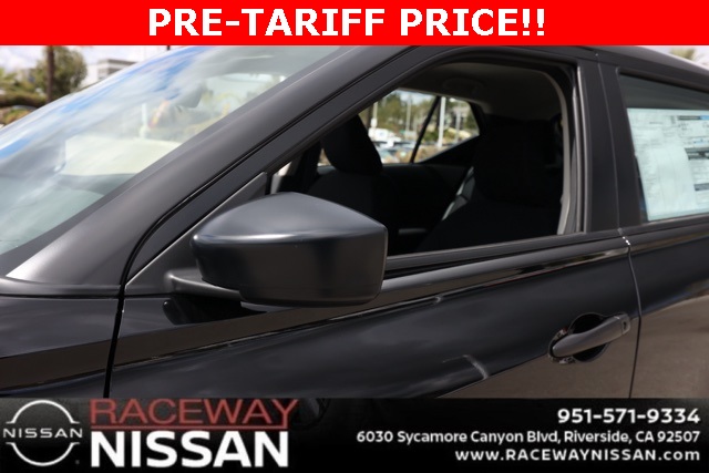 Vehicle image 12 of 31