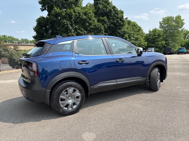 Vehicle image 7 of 67