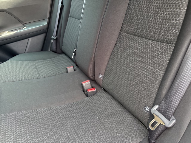 Vehicle image 27 of 67