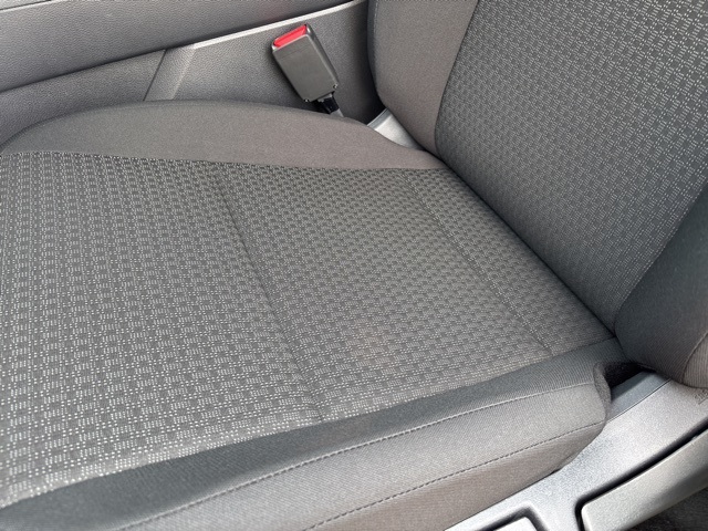 Vehicle image 18 of 67