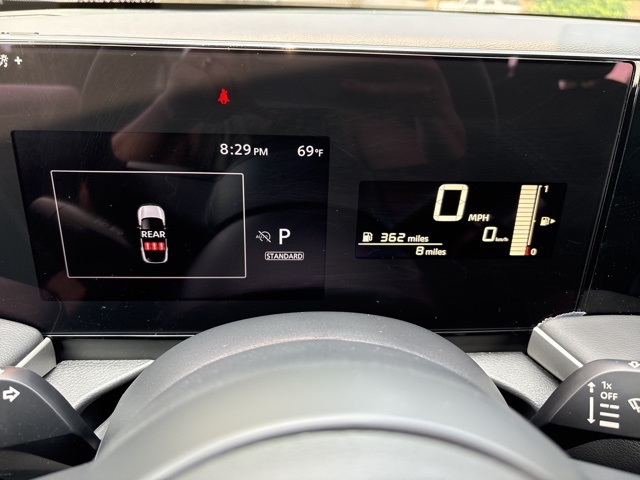 Vehicle image 34 of 67