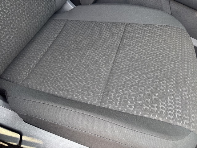 Vehicle image 22 of 67