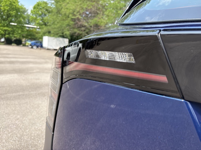Vehicle image 14 of 67