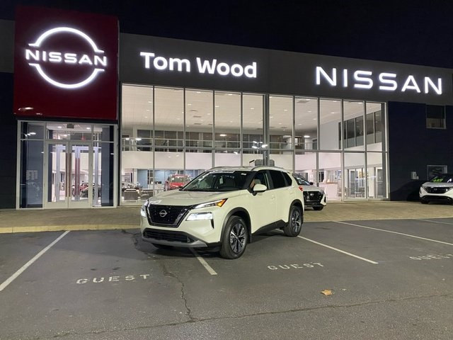 Vehicle image 62 of 67