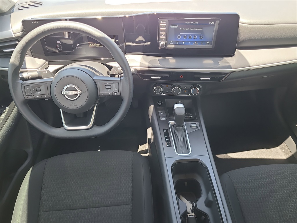 Vehicle image 10 of 16