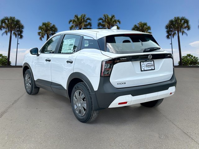 Vehicle image 4 of 19