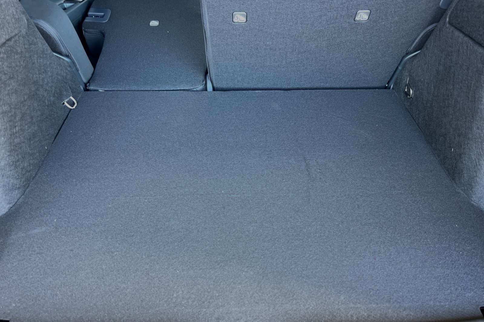 Vehicle image 15 of 23