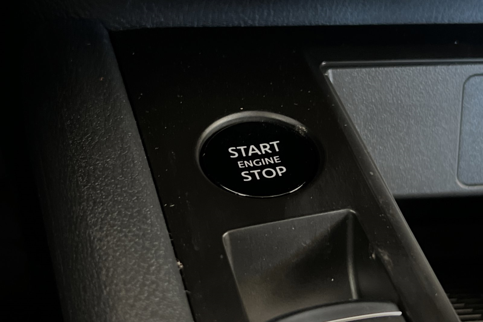 Vehicle image 22 of 23