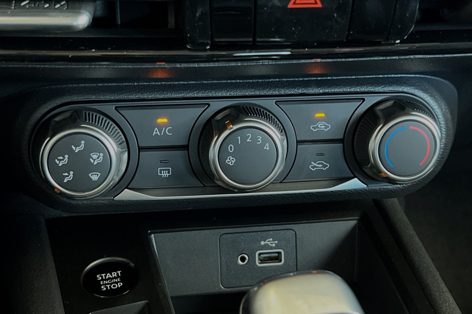 Vehicle image 20 of 23