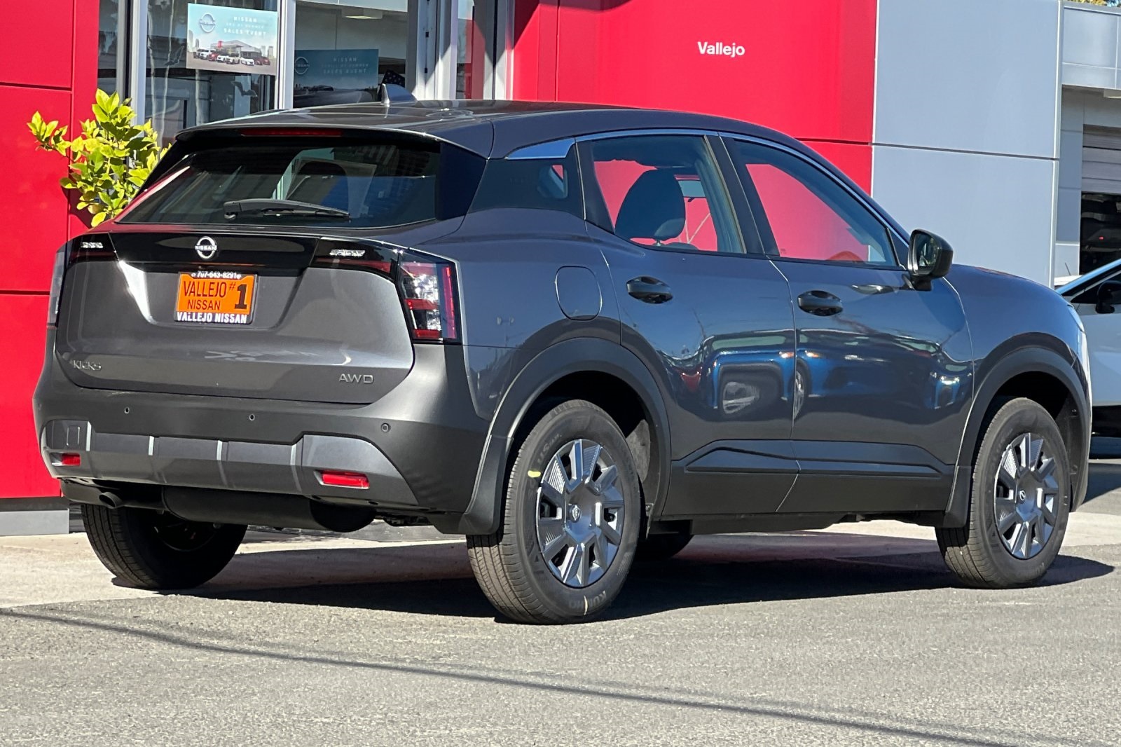 Vehicle image 3 of 23
