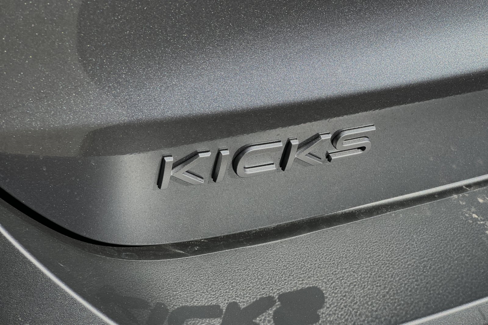 Vehicle image 9 of 23