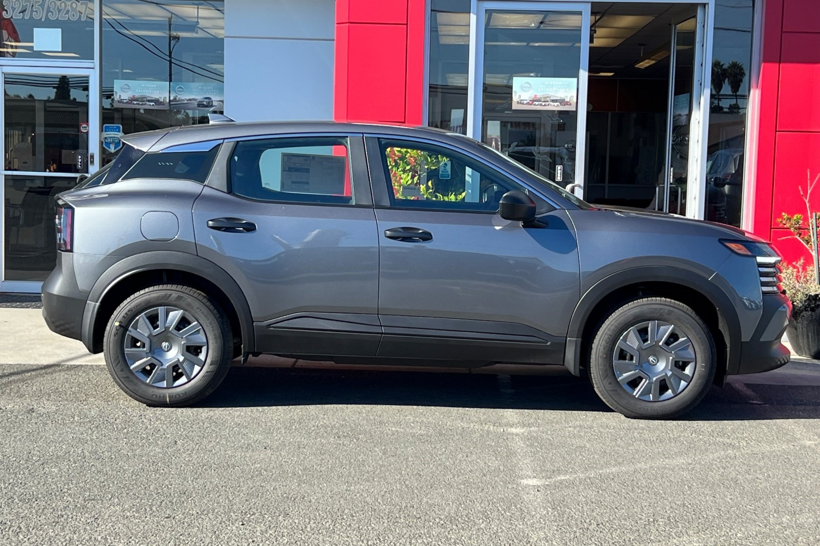 Vehicle image 2 of 23