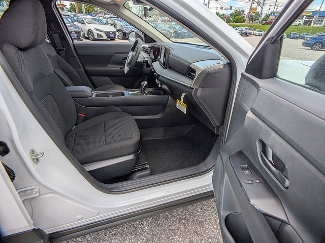 Vehicle image 12 of 27