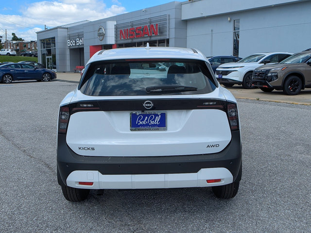 Vehicle image 6 of 27