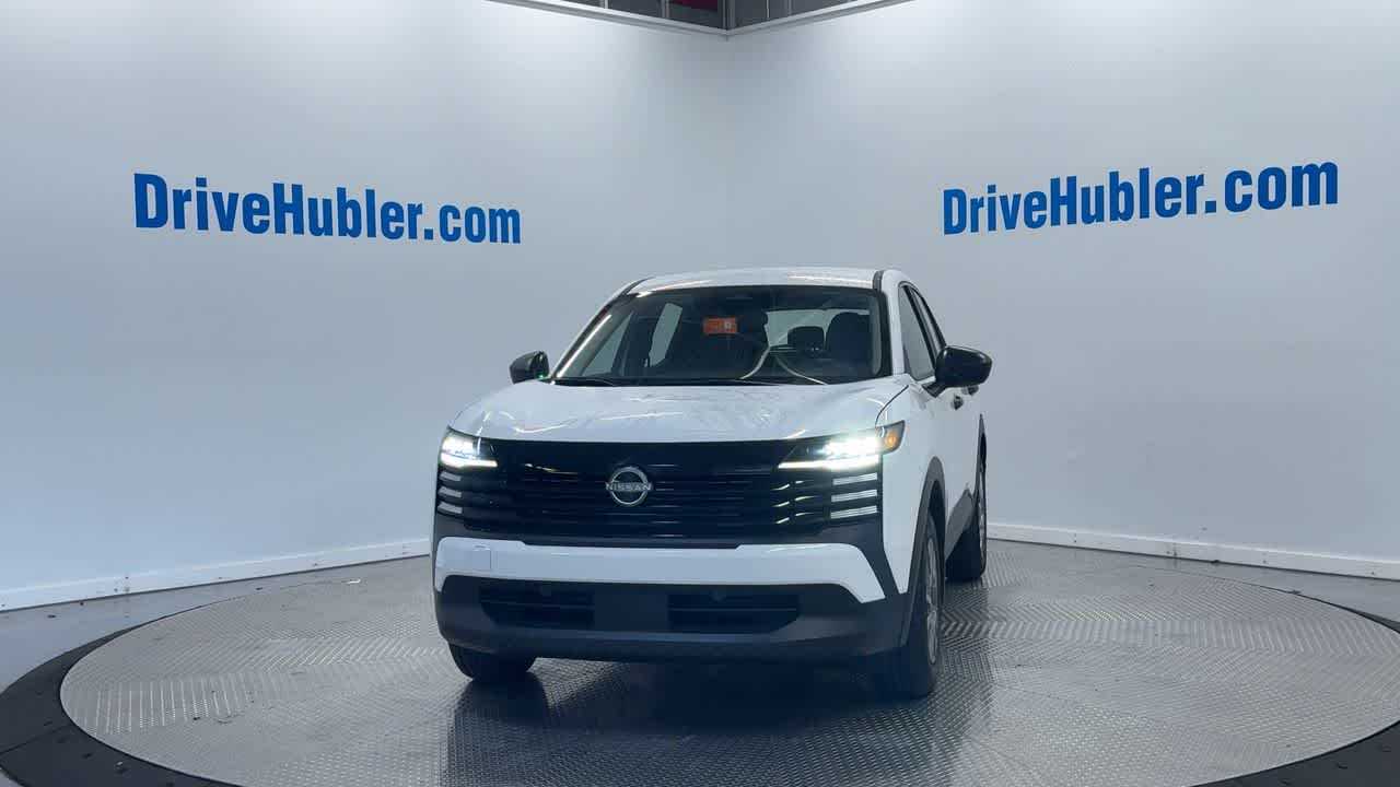 Vehicle image 3 of 40