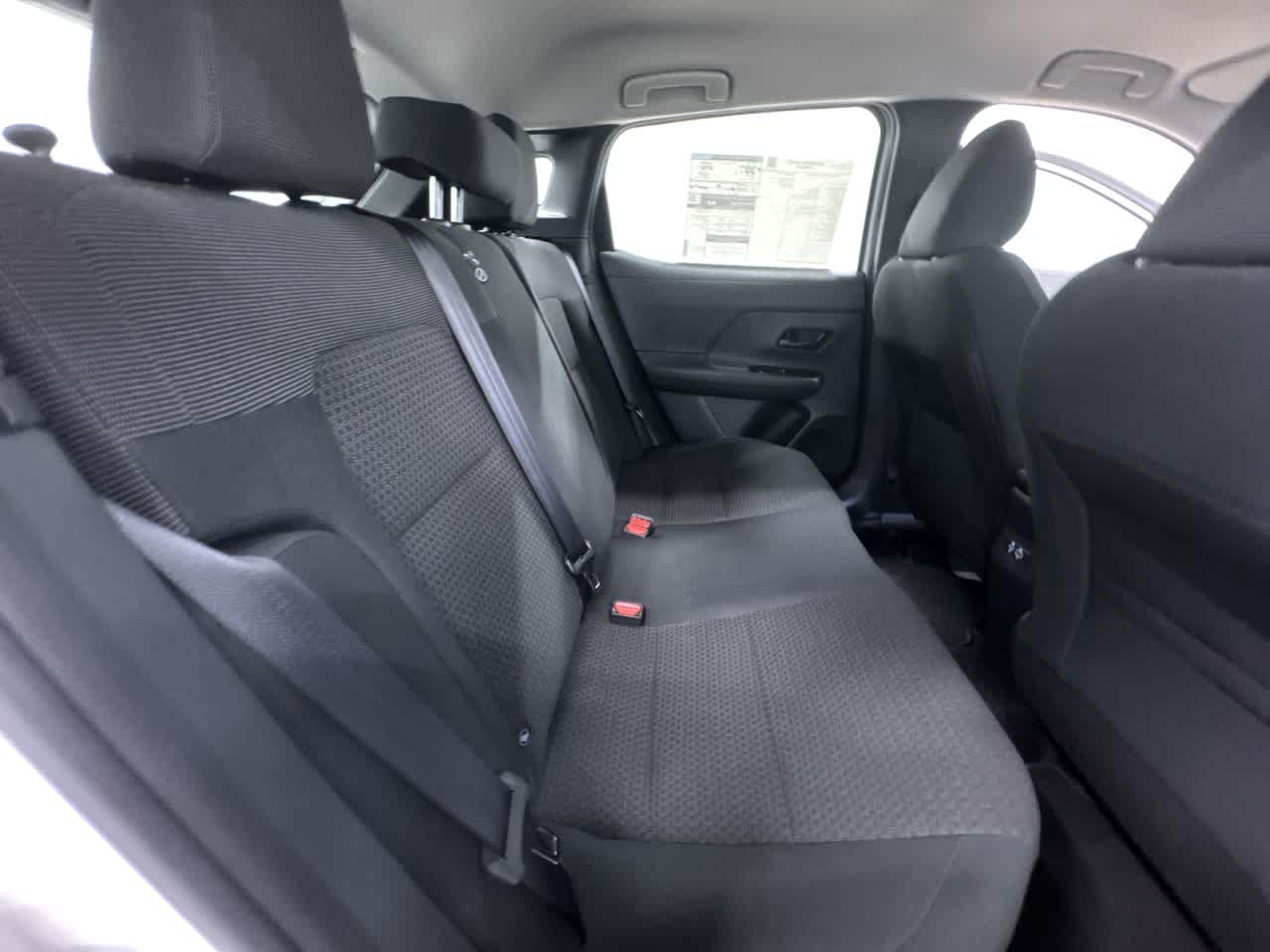 Vehicle image 15 of 40