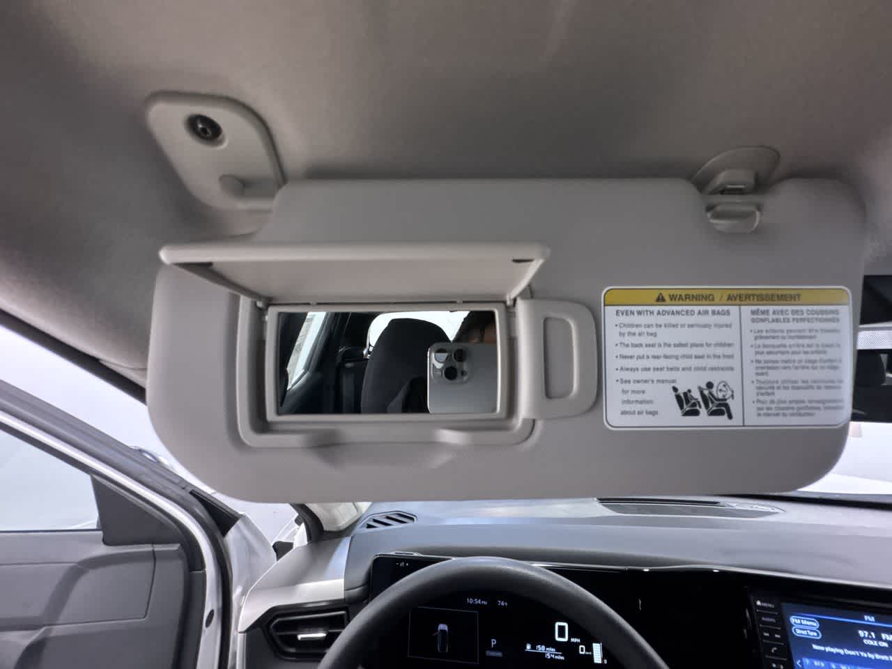 Vehicle image 18 of 40