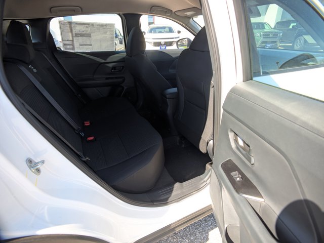 Vehicle image 9 of 26